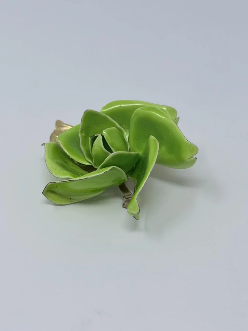 Vintage Green Enamel Flower Brooch Gold Tone Leaf Pin Statement Floral - Picture 5 of 7